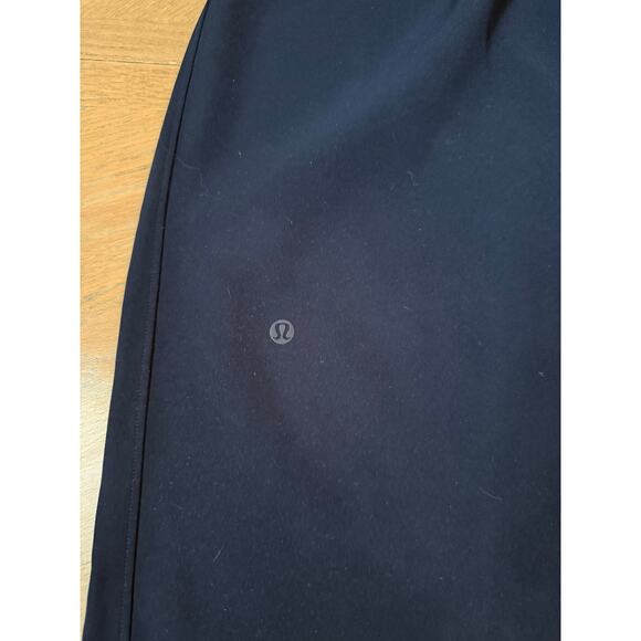 Lululemon On The Fly Pant *Wide Leg 31" True Navy size 8 - Picture 9 of 12